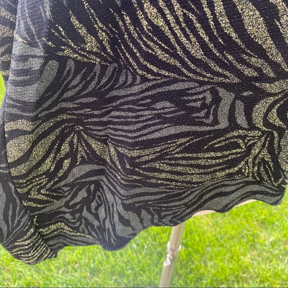 J.B.S. Ltd. Plus Size black sparkly holiday evening Top - Picture 12 of 14